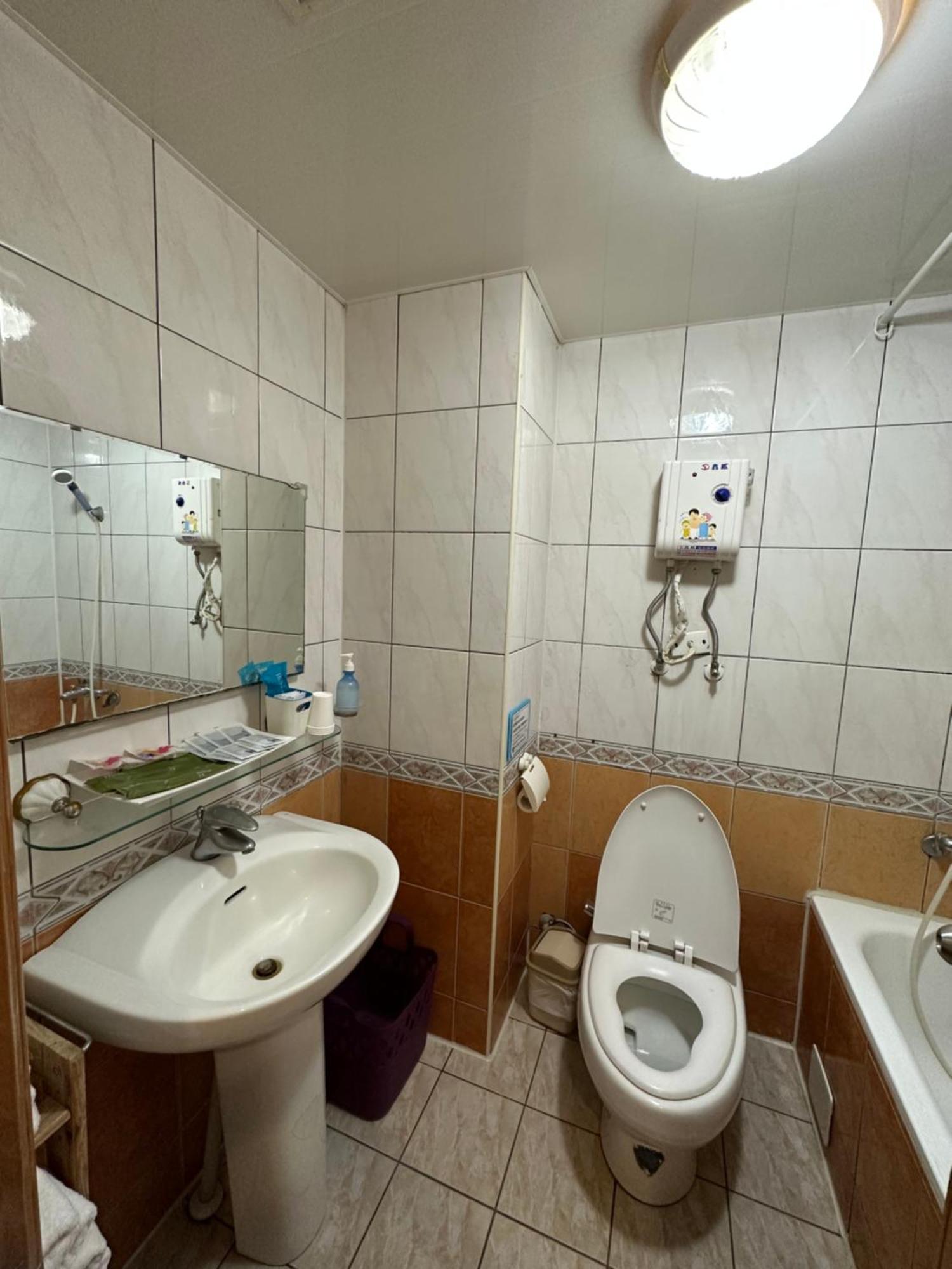 Ct Theme Suite Kaohsziung Kültér fotó